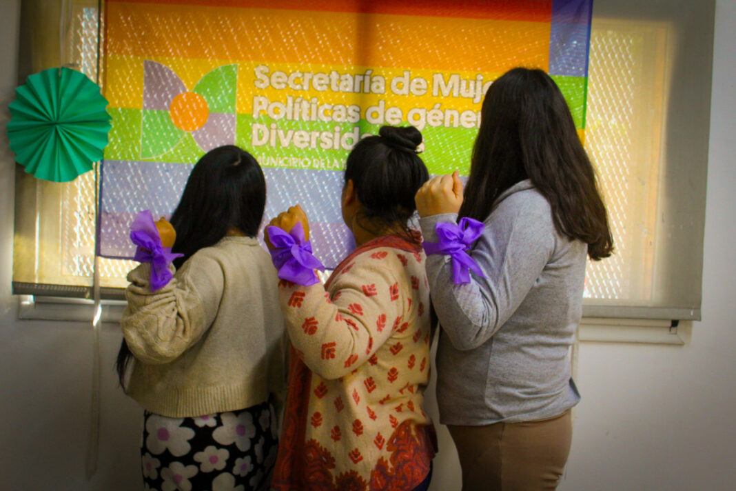 Historia de tres mujeres que salen del CAM. Proceso de salida de las violencias