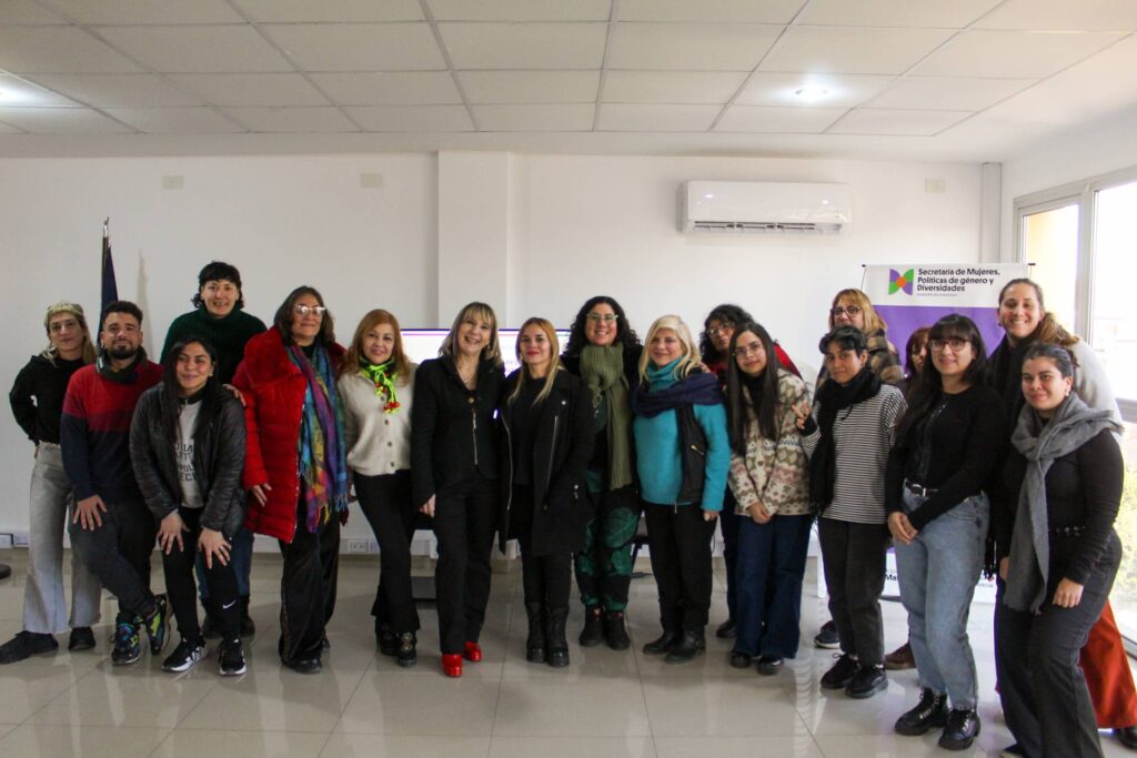 Liliana Hendel en el cierre del curso para docentes Movimientos Populares de Mujeres y La Matanza