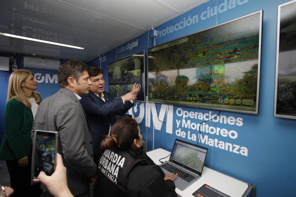 Kicillof, Magario y Espinoza en la mega exposición Hecho en Matanza