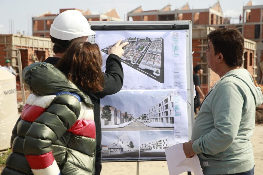 Avanza construcción de viviendas en Ciudad Evita