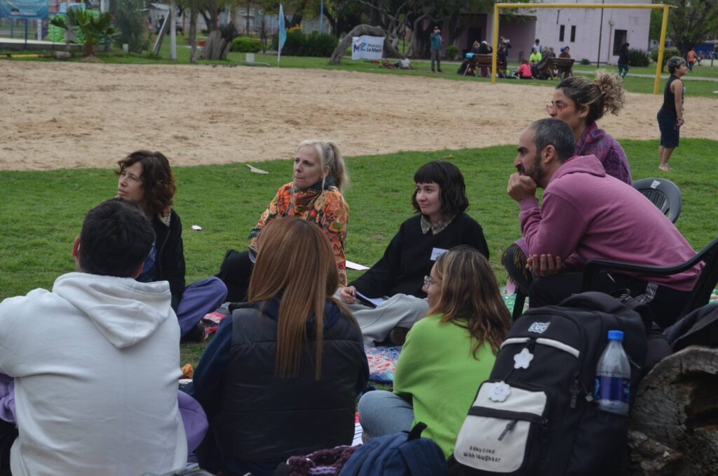 Festejo Día de la Primavera con niñeces e adolescencias trans en el Polideportivo Balestrini