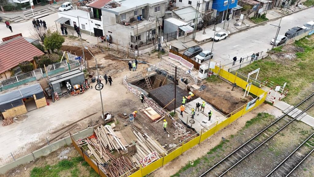 Continúan los trabajos en Ruta Nº 21 por la obra del Arroyo Dupuy