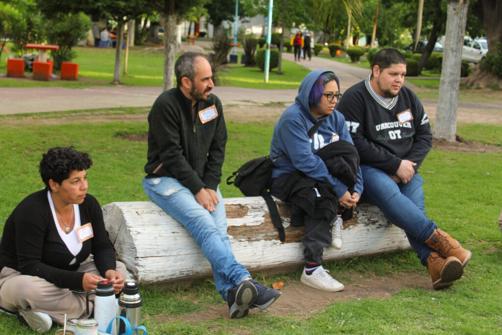 Merienda con niñeces, adolescencias trans y sus familias - octubre 2025