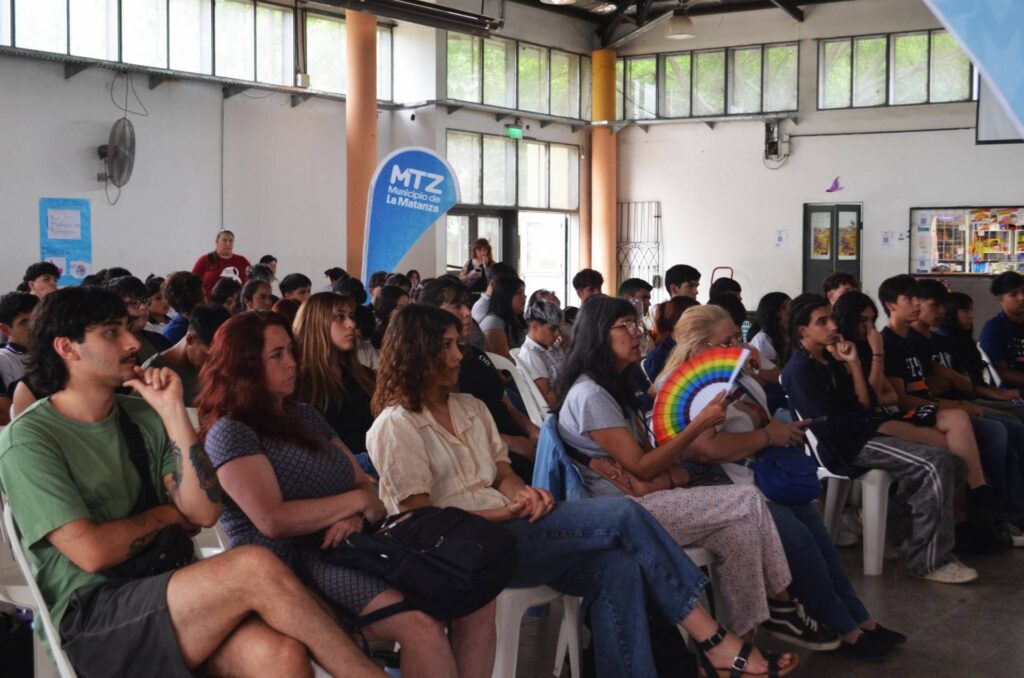 Proyección cine debate en escuela técnica, en el marco de los 16 Días de Activismo contra las Violencias de Género