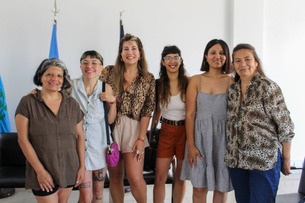 Presentación Mapeo Casos Críticos y Línea 0800, 16 Días Activismo contra las Violencias de Género 2025. Equipo del Área de Casos Críticos y Alto Riesgo