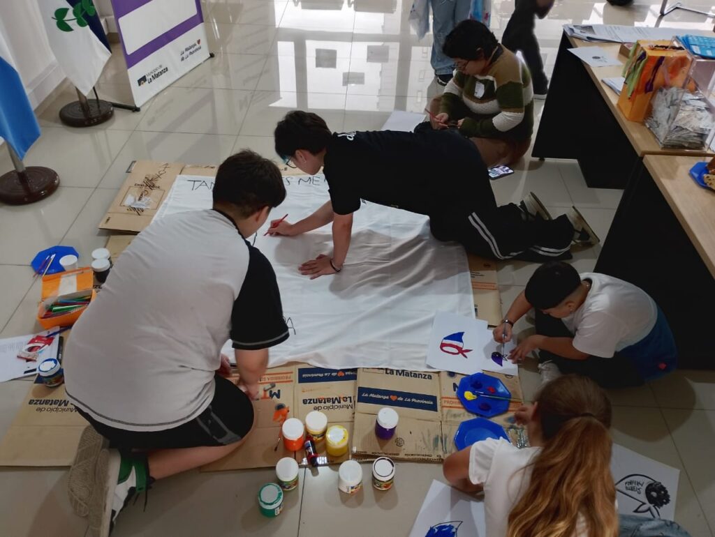 meriendas infancias y adolescencias trans en conmemoración de los 50 años de democracia