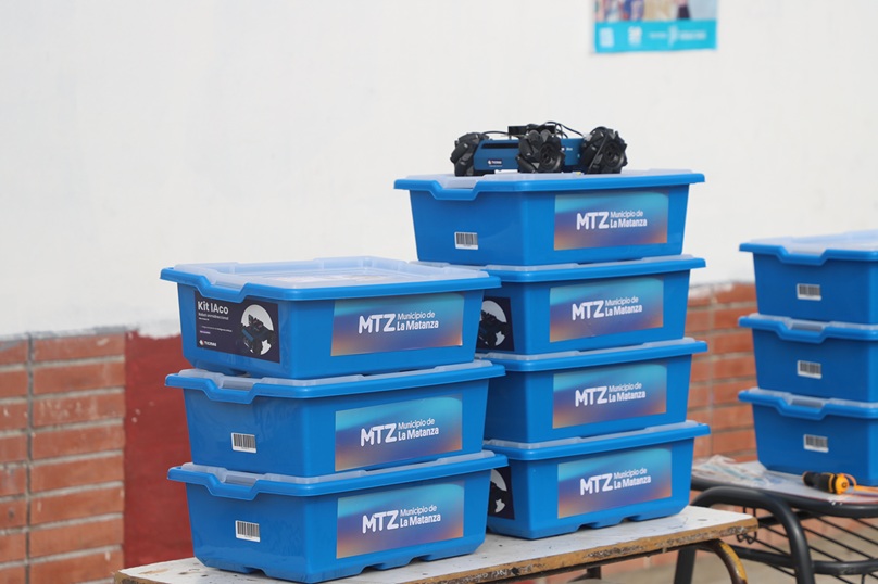 La Matanza fortalece la enseñanza en robótica e inteligencia artificial en las escuelas secundarias