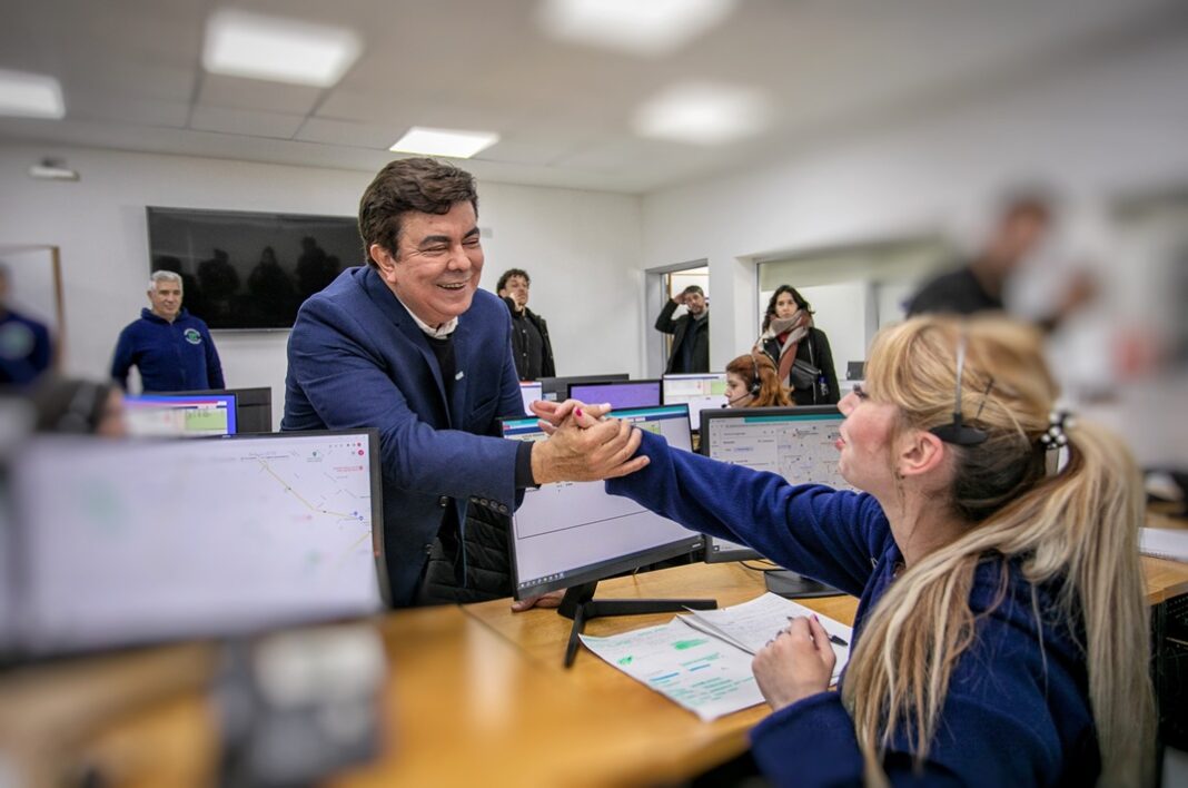 Fernando Espinoza ya otorgó un aumento del 25% a trabajadores municipales en lo que va del año