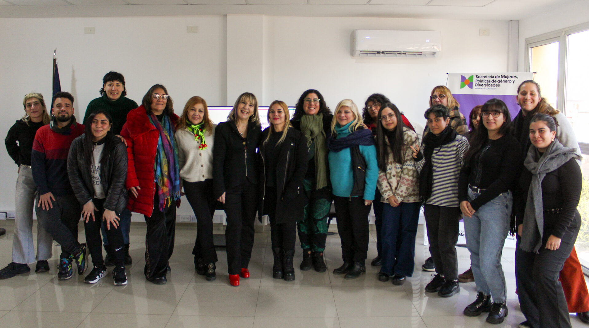 Curso docente con puntaje sobre Movimiento LGBT - 2025