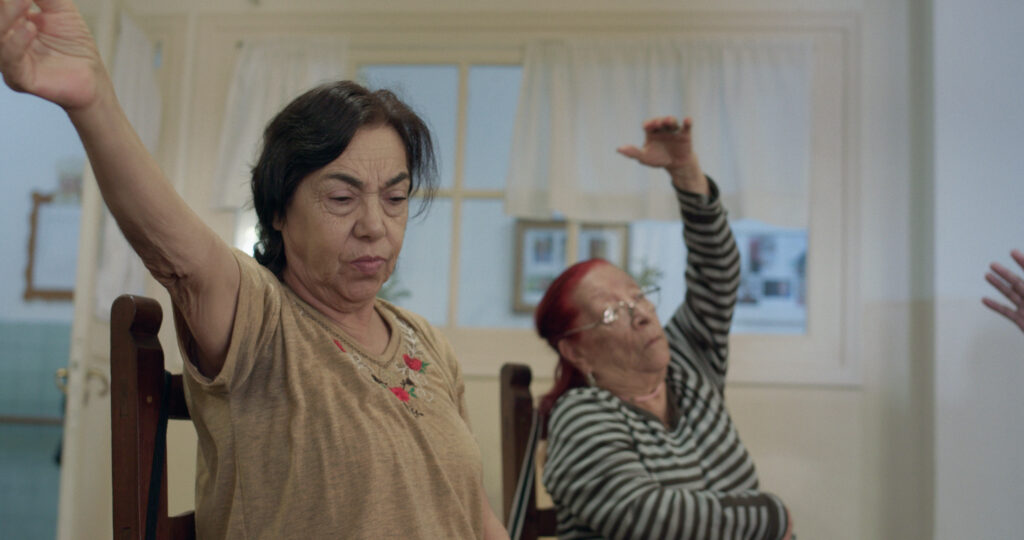 Cine debate documental Cuidadoras